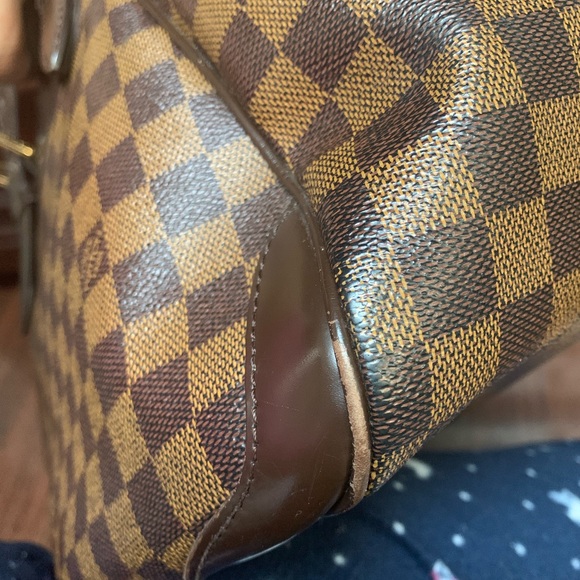 Authentic LV bag in good condition - Picture 3 of 8